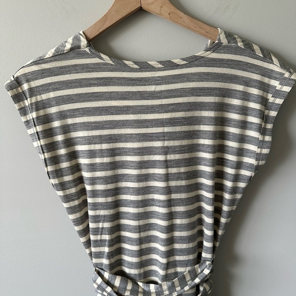 Icebreaker Pizzario Women's Gray White Stripe Short Summer Dress Tie Waist M - Picture 9 of 15